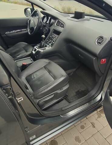 Сірий Пежо 5008, об'ємом двигуна 1.56 л та пробігом 298 тис. км за 10000 $, фото 21 на Automoto.ua