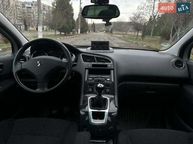 Сірий Пежо 5008, об'ємом двигуна 1.6 л та пробігом 213 тис. км за 6650 $, фото 14 на Automoto.ua