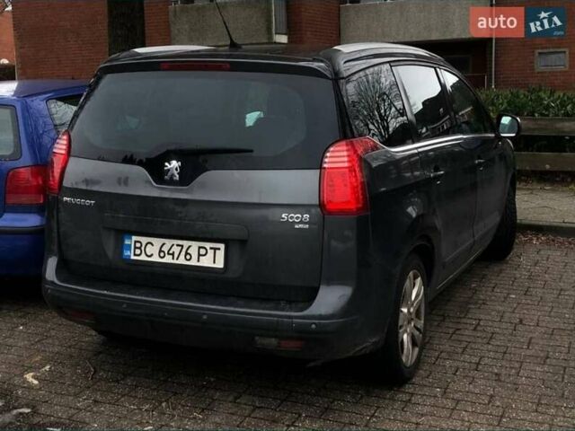Серый Пежо 5008, объемом двигателя 1.6 л и пробегом 246 тыс. км за 7203 $, фото 3 на Automoto.ua