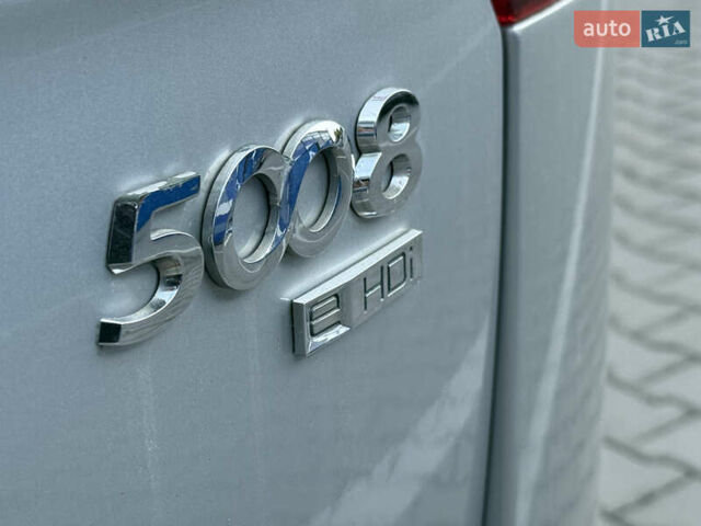 Сірий Пежо 5008, об'ємом двигуна 1.6 л та пробігом 190 тис. км за 8999 $, фото 18 на Automoto.ua