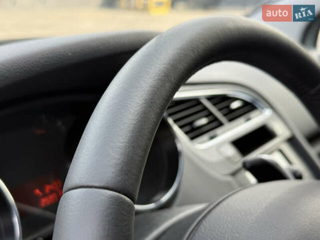 Сірий Пежо 5008, об'ємом двигуна 1.6 л та пробігом 190 тис. км за 8999 $, фото 22 на Automoto.ua