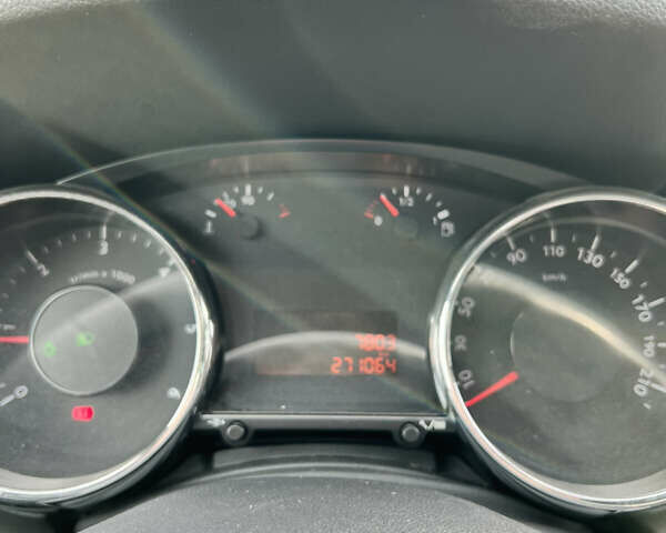 Сірий Пежо 5008, об'ємом двигуна 1.6 л та пробігом 271 тис. км за 8500 $, фото 20 на Automoto.ua