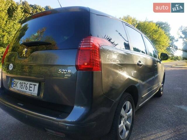 Серый Пежо 5008, объемом двигателя 1.6 л и пробегом 225 тыс. км за 8500 $, фото 9 на Automoto.ua
