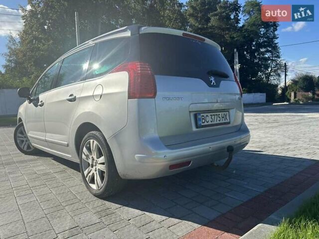 Серый Пежо 5008, объемом двигателя 2 л и пробегом 258 тыс. км за 8600 $, фото 2 на Automoto.ua