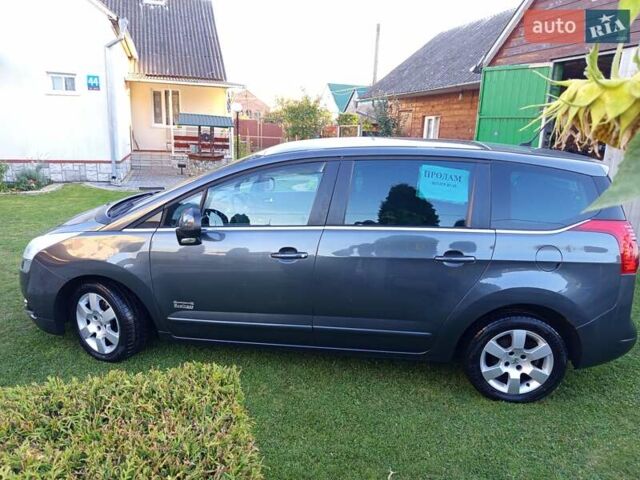 Серый Пежо 5008, объемом двигателя 1.56 л и пробегом 239 тыс. км за 9500 $, фото 1 на Automoto.ua