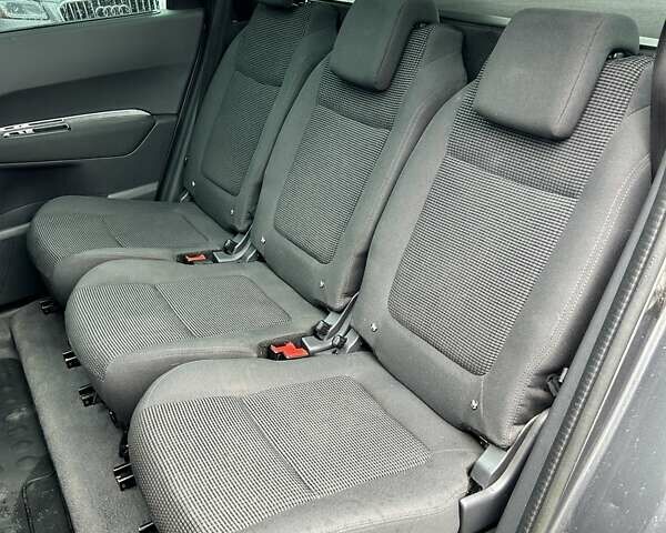 Сірий Пежо 5008, об'ємом двигуна 1.6 л та пробігом 254 тис. км за 8000 $, фото 34 на Automoto.ua