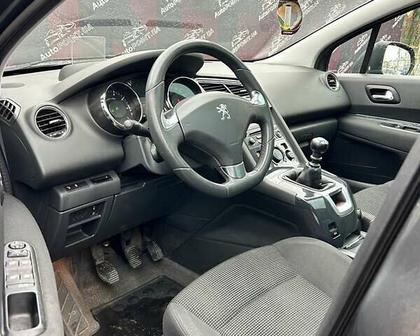 Сірий Пежо 5008, об'ємом двигуна 1.6 л та пробігом 254 тис. км за 8000 $, фото 22 на Automoto.ua