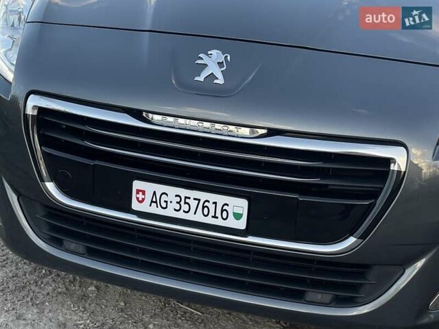 Серый Пежо 5008, объемом двигателя 2 л и пробегом 184 тыс. км за 11650 $, фото 24 на Automoto.ua