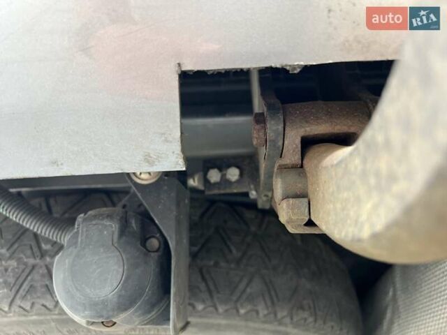 Сірий Пежо 5008, об'ємом двигуна 1.6 л та пробігом 130 тис. км за 9999 $, фото 35 на Automoto.ua