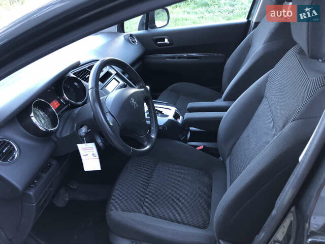 Сірий Пежо 5008, об'ємом двигуна 1.6 л та пробігом 185 тис. км за 11500 $, фото 43 на Automoto.ua