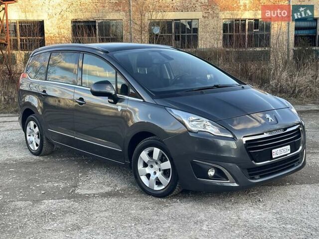Серый Пежо 5008, объемом двигателя 2 л и пробегом 184 тыс. км за 11650 $, фото 6 на Automoto.ua