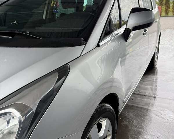 Серый Пежо 5008, объемом двигателя 2 л и пробегом 223 тыс. км за 10500 $, фото 4 на Automoto.ua