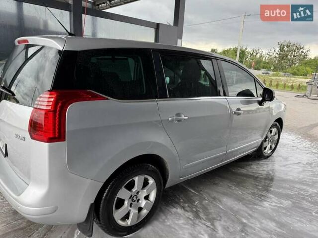 Серый Пежо 5008, объемом двигателя 2 л и пробегом 223 тыс. км за 10500 $, фото 8 на Automoto.ua