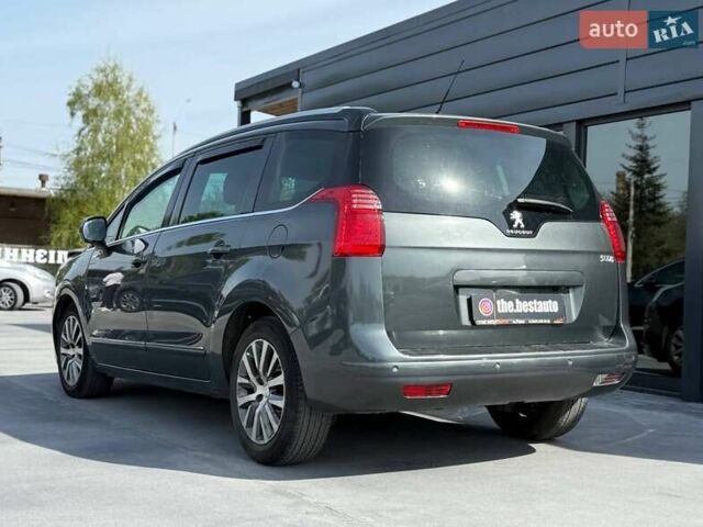 Серый Пежо 5008, объемом двигателя 2 л и пробегом 226 тыс. км за 10995 $, фото 7 на Automoto.ua