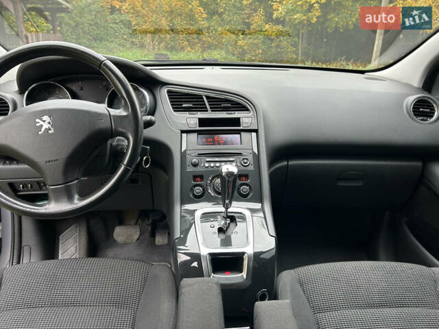 Сірий Пежо 5008, об'ємом двигуна 1.56 л та пробігом 263 тис. км за 11200 $, фото 21 на Automoto.ua