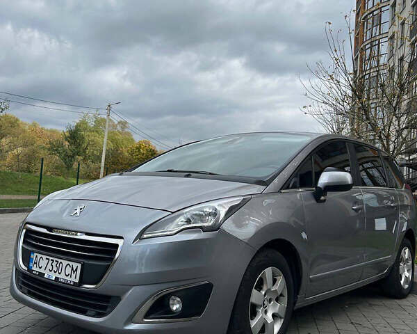 Сірий Пежо 5008, об'ємом двигуна 1.56 л та пробігом 263 тис. км за 11200 $, фото 9 на Automoto.ua