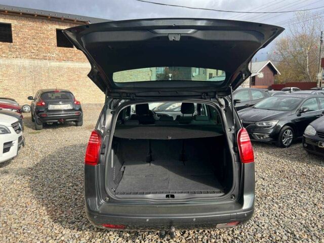 Серый Пежо 5008, объемом двигателя 1.6 л и пробегом 202 тыс. км за 10699 $, фото 10 на Automoto.ua