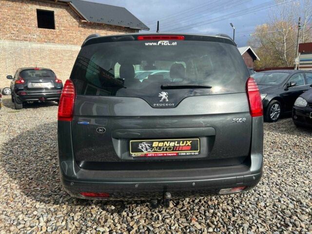 Серый Пежо 5008, объемом двигателя 1.6 л и пробегом 202 тыс. км за 10699 $, фото 4 на Automoto.ua