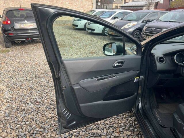 Серый Пежо 5008, объемом двигателя 1.6 л и пробегом 202 тыс. км за 10699 $, фото 9 на Automoto.ua