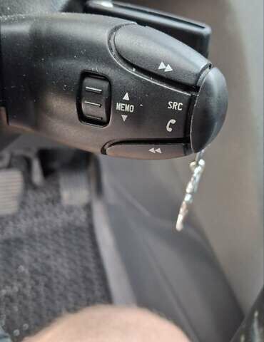 Сірий Пежо 5008, об'ємом двигуна 1.6 л та пробігом 262 тис. км за 13200 $, фото 10 на Automoto.ua