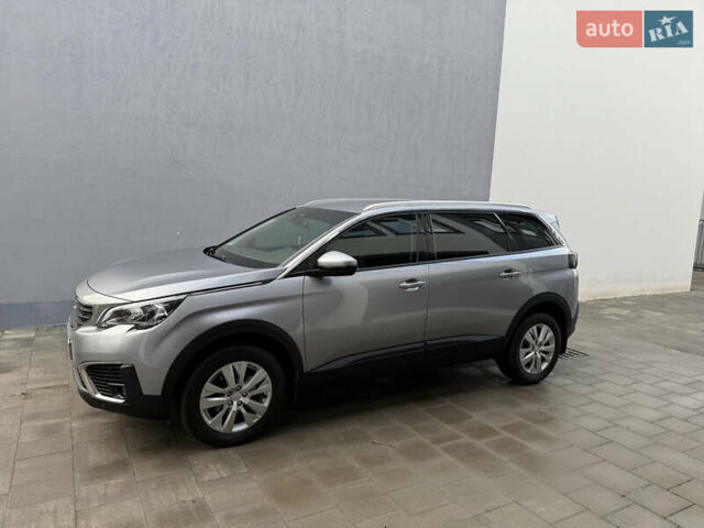 Серый Пежо 5008, объемом двигателя 1.56 л и пробегом 224 тыс. км за 16500 $, фото 48 на Automoto.ua