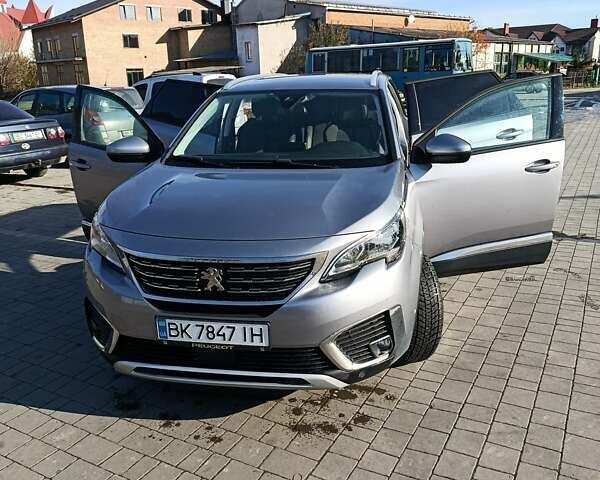 Серый Пежо 5008, объемом двигателя 2 л и пробегом 199 тыс. км за 20000 $, фото 11 на Automoto.ua