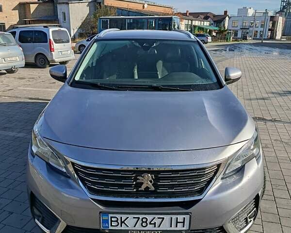Серый Пежо 5008, объемом двигателя 2 л и пробегом 199 тыс. км за 20000 $, фото 10 на Automoto.ua