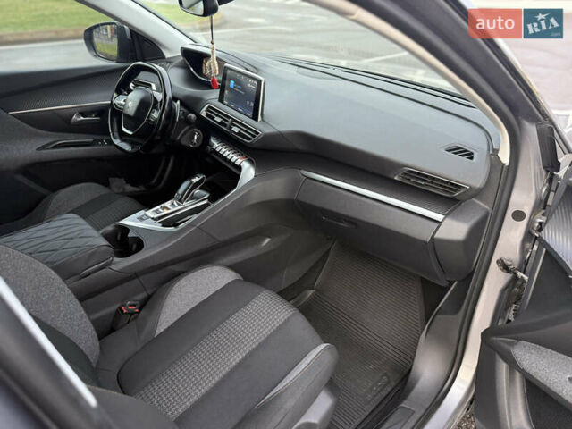 Серый Пежо 5008, объемом двигателя 1.56 л и пробегом 224 тыс. км за 16500 $, фото 18 на Automoto.ua