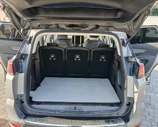 Серый Пежо 5008, объемом двигателя 2 л и пробегом 199 тыс. км за 20000 $, фото 15 на Automoto.ua