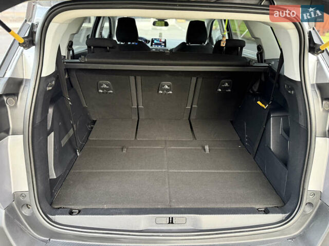 Серый Пежо 5008, объемом двигателя 1.56 л и пробегом 224 тыс. км за 16500 $, фото 15 на Automoto.ua