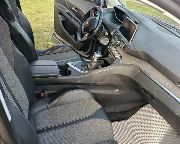 Серый Пежо 5008, объемом двигателя 2 л и пробегом 199 тыс. км за 20000 $, фото 19 на Automoto.ua