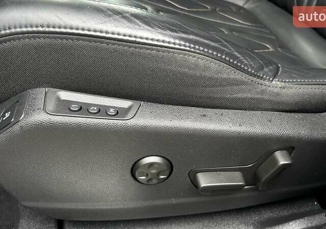 Сірий Пежо 5008, об'ємом двигуна 2 л та пробігом 235 тис. км за 22800 $, фото 20 на Automoto.ua