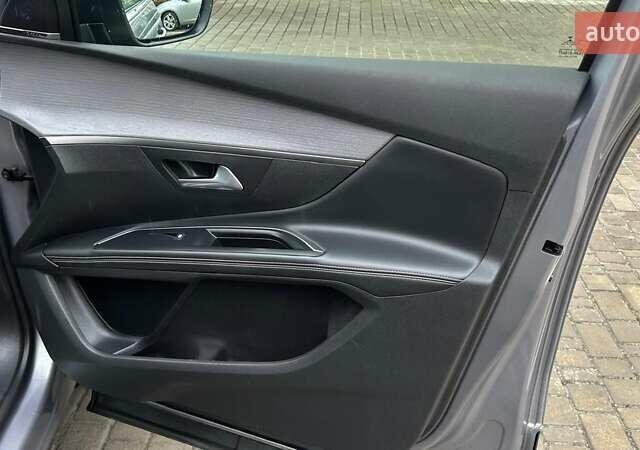 Сірий Пежо 5008, об'ємом двигуна 2 л та пробігом 235 тис. км за 22800 $, фото 7 на Automoto.ua