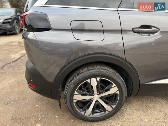 Сірий Пежо 5008, об'ємом двигуна 2 л та пробігом 140 тис. км за 25400 $, фото 9 на Automoto.ua