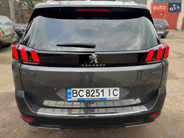 Сірий Пежо 5008, об'ємом двигуна 2 л та пробігом 140 тис. км за 25400 $, фото 4 на Automoto.ua