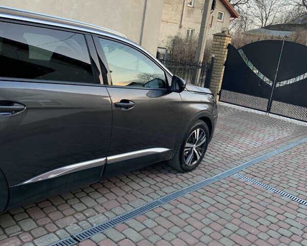 Сірий Пежо 5008, об'ємом двигуна 1.5 л та пробігом 112 тис. км за 23499 $, фото 7 на Automoto.ua
