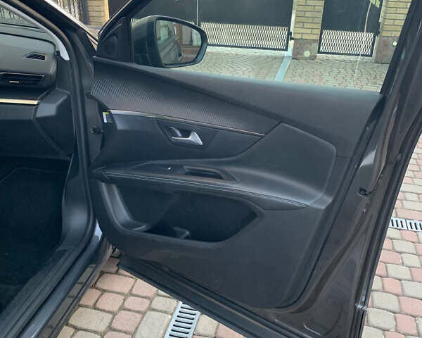 Сірий Пежо 5008, об'ємом двигуна 1.5 л та пробігом 112 тис. км за 23499 $, фото 21 на Automoto.ua
