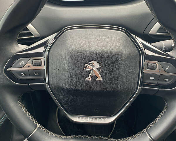 Сірий Пежо 5008, об'ємом двигуна 1.5 л та пробігом 112 тис. км за 23499 $, фото 9 на Automoto.ua