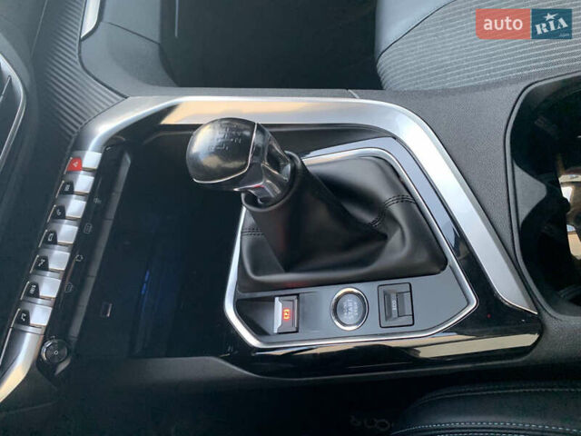 Сірий Пежо 5008, об'ємом двигуна 1.5 л та пробігом 112 тис. км за 23499 $, фото 14 на Automoto.ua