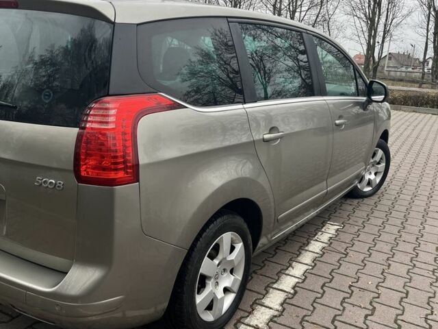 Сірий Пежо 5008, об'ємом двигуна 1.6 л та пробігом 264 тис. км за 6500 $, фото 1 на Automoto.ua