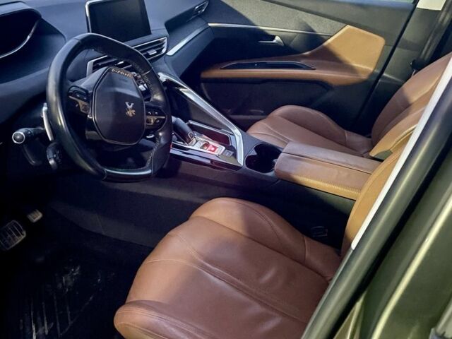 Серый Пежо 5008, объемом двигателя 1.6 л и пробегом 222 тыс. км за 21000 $, фото 4 на Automoto.ua