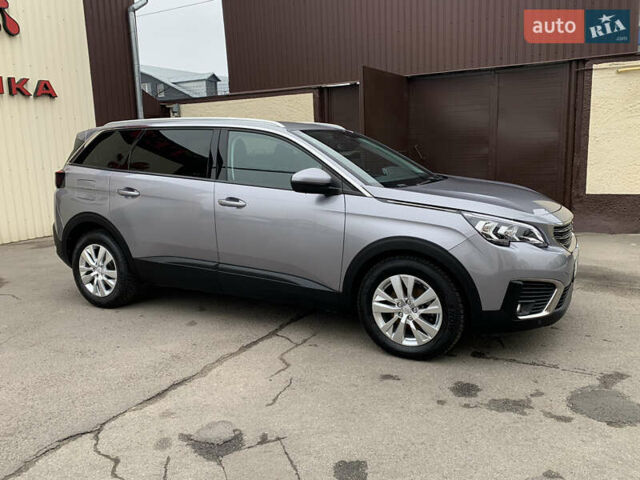 Серый Пежо 5008, объемом двигателя 1.56 л и пробегом 174 тыс. км за 17500 $, фото 3 на Automoto.ua