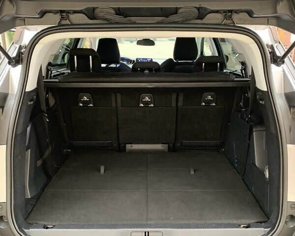 Серый Пежо 5008, объемом двигателя 1.56 л и пробегом 174 тыс. км за 17500 $, фото 18 на Automoto.ua