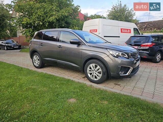 Серый Пежо 5008, объемом двигателя 1.2 л и пробегом 174 тыс. км за 16400 $, фото 9 на Automoto.ua