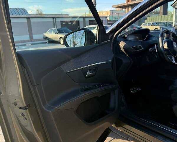 Серый Пежо 5008, объемом двигателя 2 л и пробегом 250 тыс. км за 22000 $, фото 21 на Automoto.ua