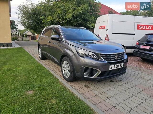 Серый Пежо 5008, объемом двигателя 1.2 л и пробегом 174 тыс. км за 16400 $, фото 5 на Automoto.ua