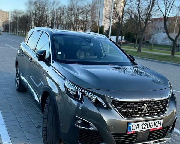 Серый Пежо 5008, объемом двигателя 2 л и пробегом 250 тыс. км за 22000 $, фото 4 на Automoto.ua