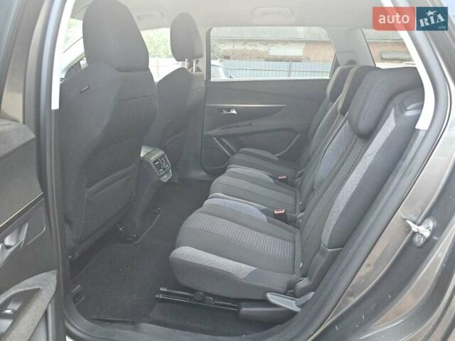 Серый Пежо 5008, объемом двигателя 1.2 л и пробегом 174 тыс. км за 16400 $, фото 26 на Automoto.ua