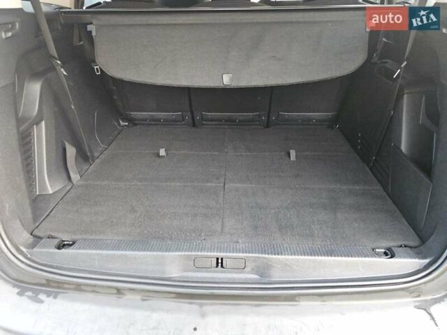 Серый Пежо 5008, объемом двигателя 1.2 л и пробегом 174 тыс. км за 16400 $, фото 20 на Automoto.ua