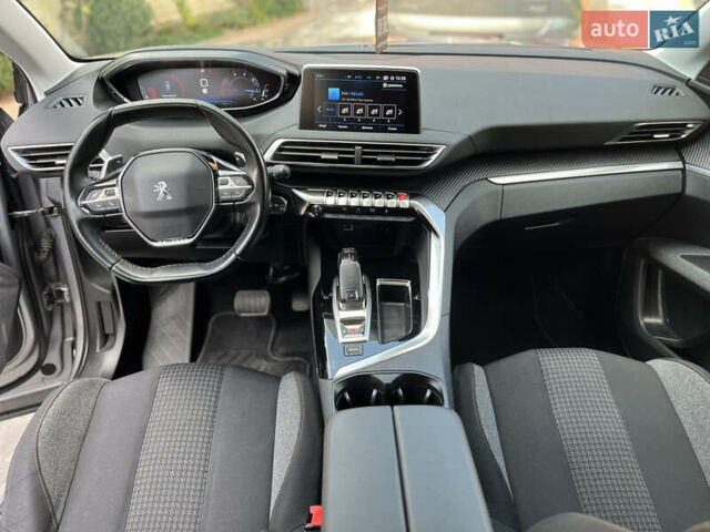 Сірий Пежо 5008, об'ємом двигуна 1.5 л та пробігом 160 тис. км за 19100 $, фото 26 на Automoto.ua